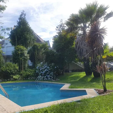 Estilo Francés Con Piscina Y Amplio Jardín Сasa de vacaciones Pontevedra