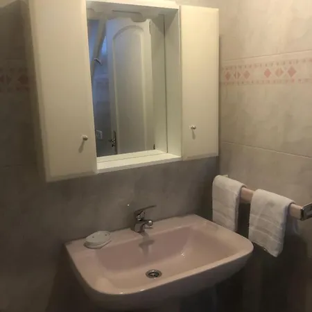 Estilo Frances Con Piscina Y Amplio Jardin Holiday home Pontevedra