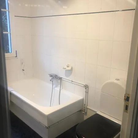 Сasa de vacaciones Estilo Francés Con Piscina Y Amplio Jardín Pontevedra